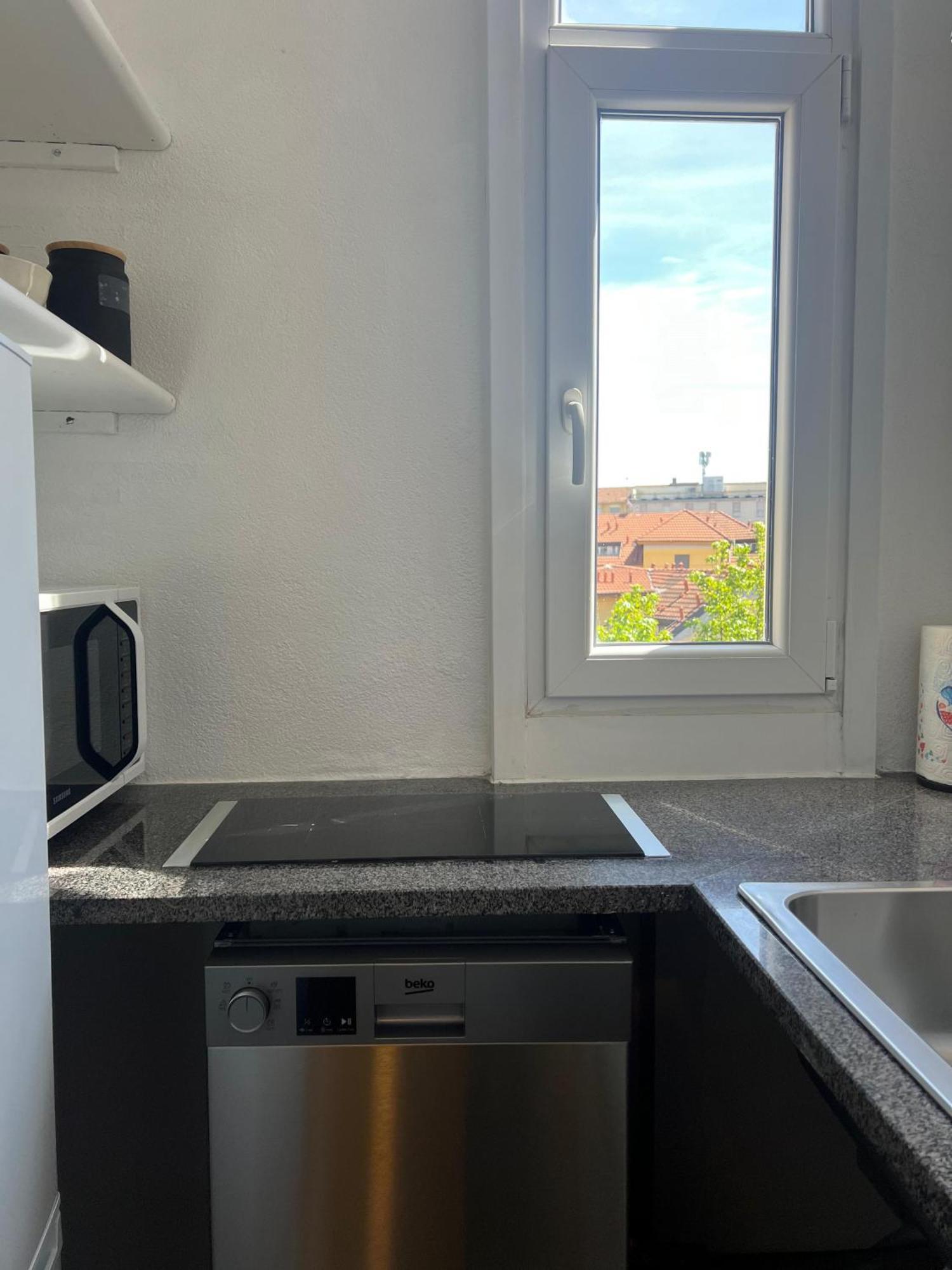 New Apartment With Balcony, Isola Bosco Verticale Milano Exteriör bild