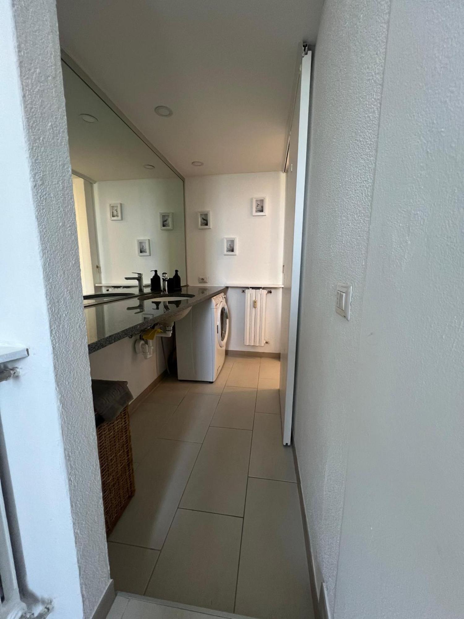 New Apartment With Balcony, Isola Bosco Verticale Milano Exteriör bild